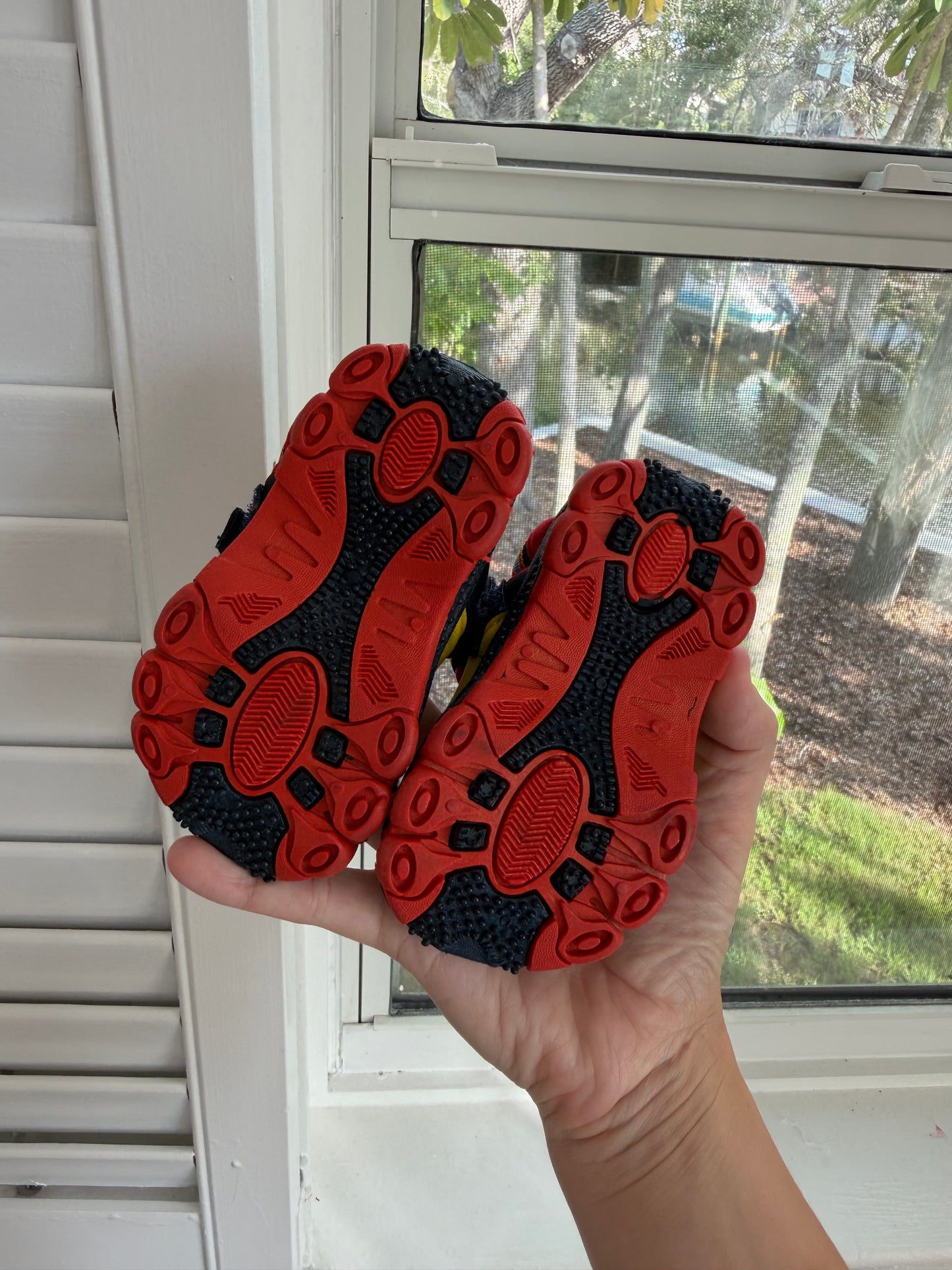bob the builder sandals 5c