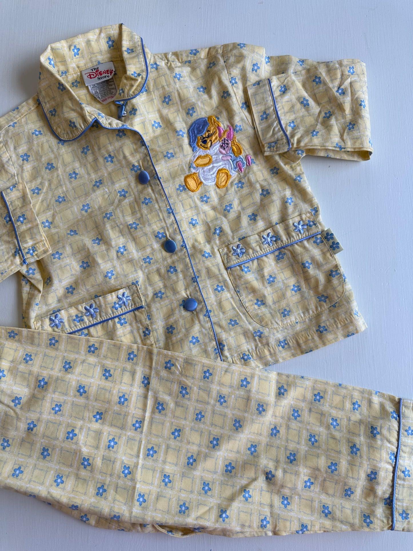 vtg disney store winnie the pooh pj set 3-4 years (3/4T)