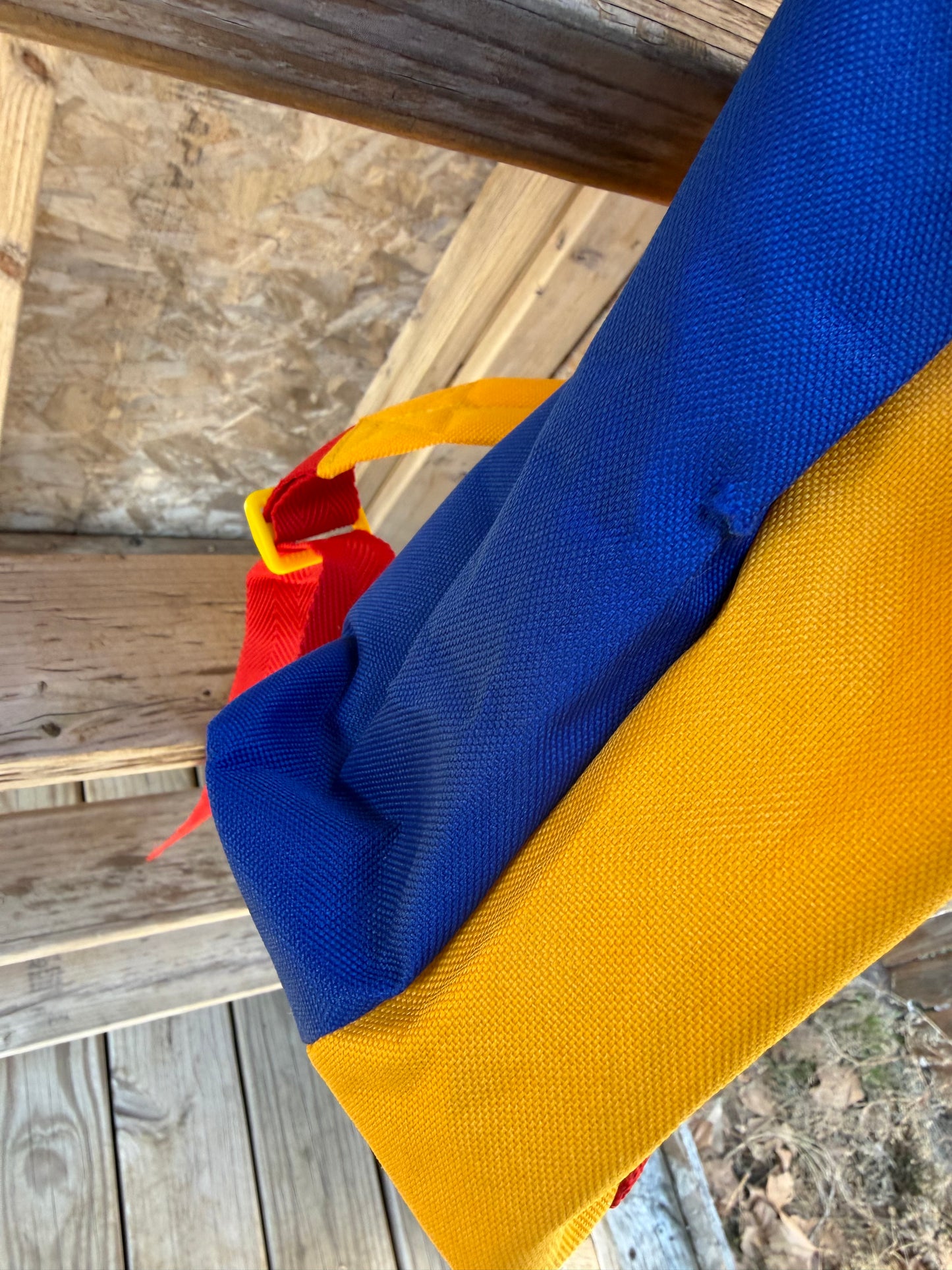 1996 colorblock teletubbies backpack