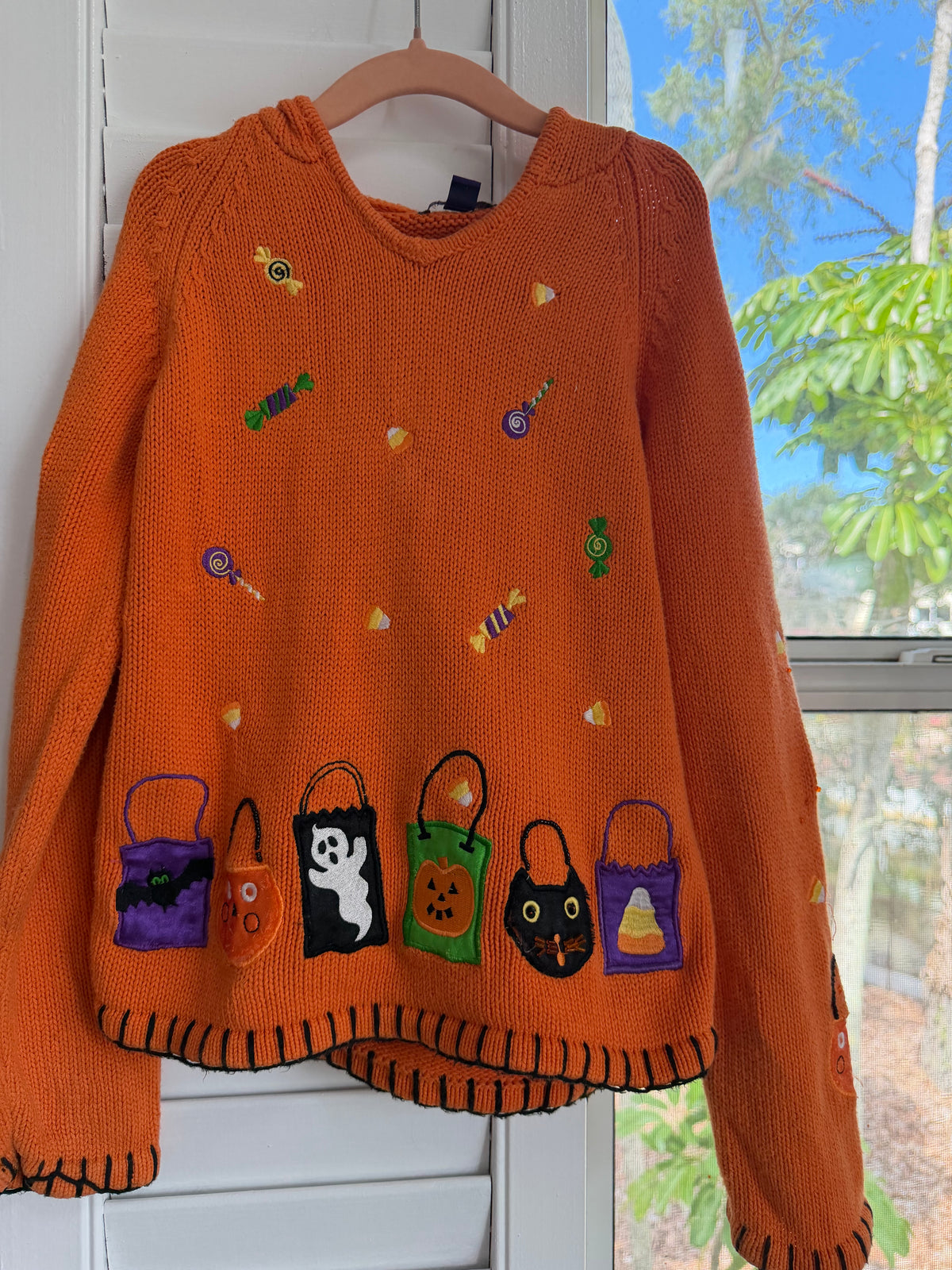 halloween hooded sweater 6-8