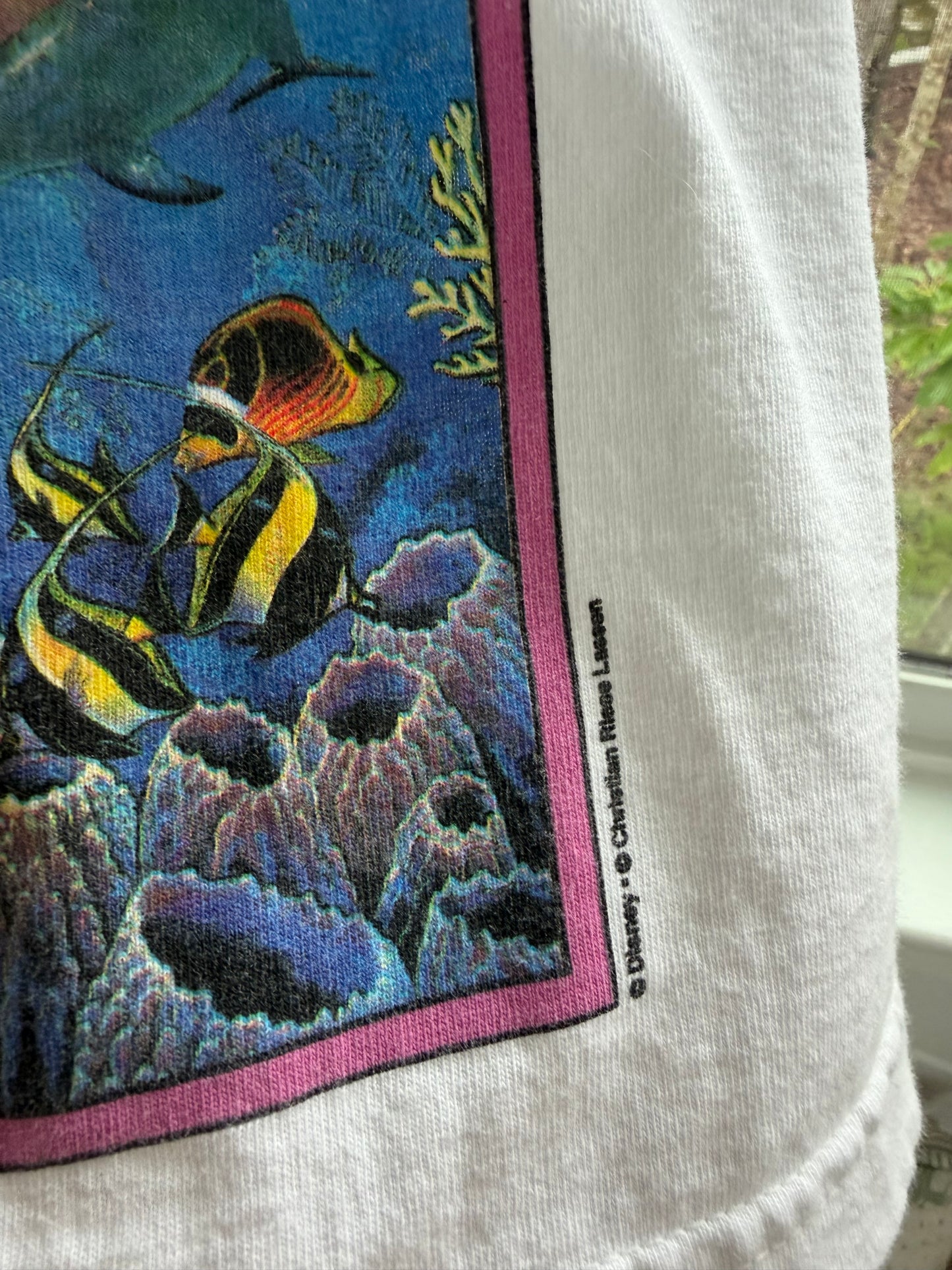 lassen “sorcerer of the seas” tee youth L