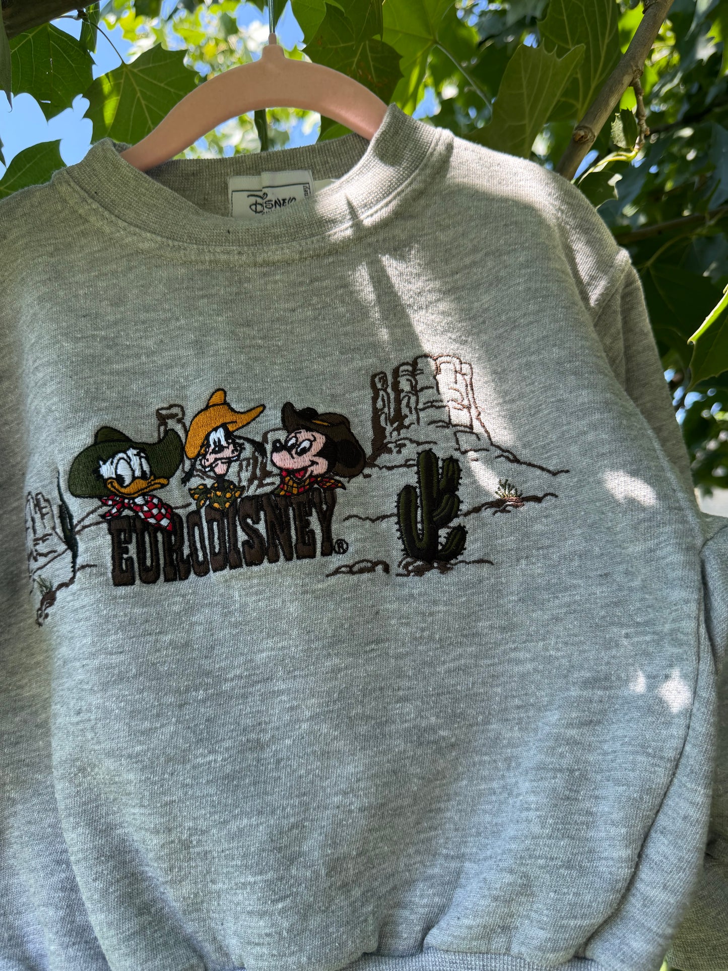 euro disney cowboy sweatshirt 4-6