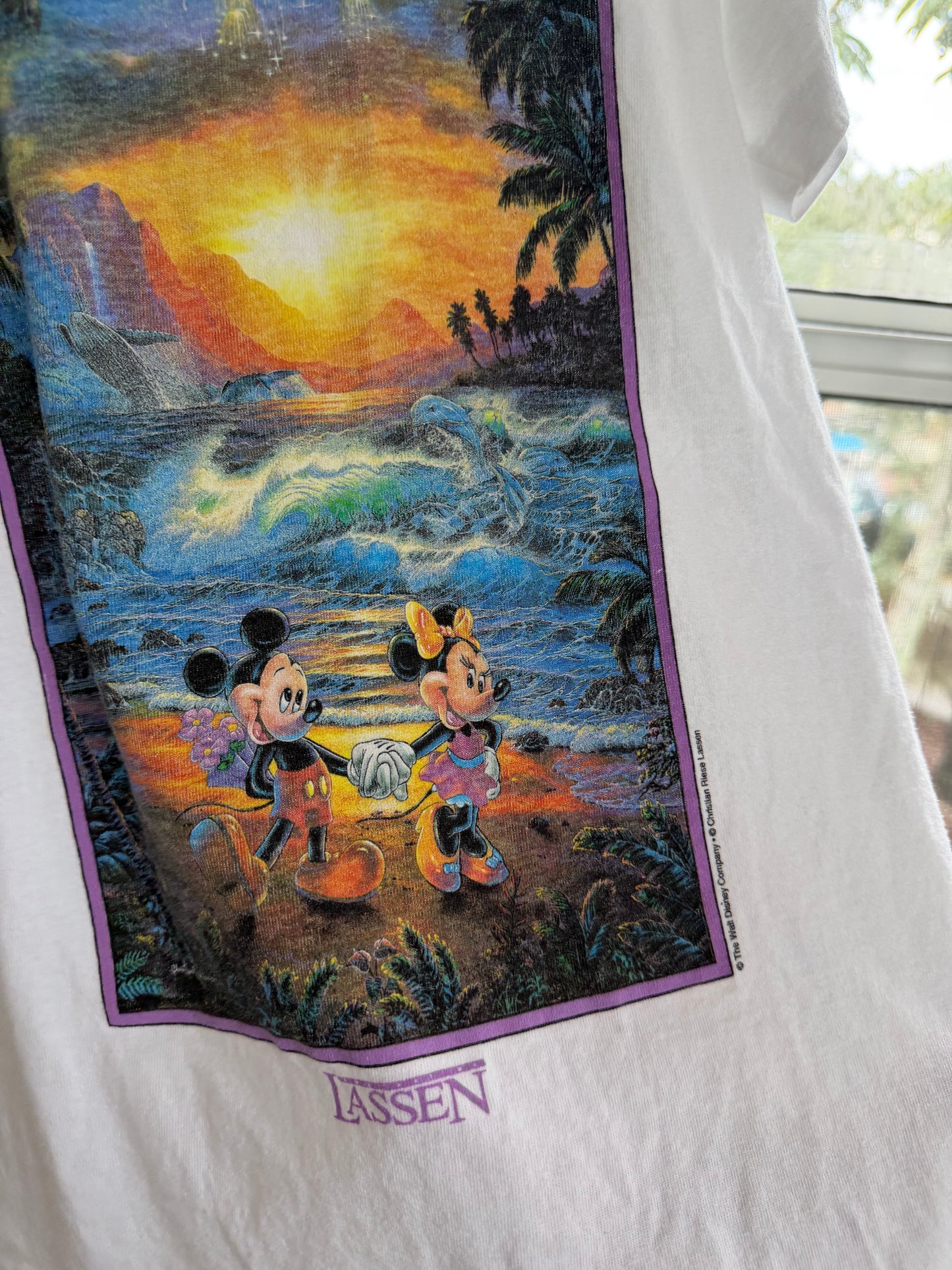 lassen “seaside romance” tee youth M