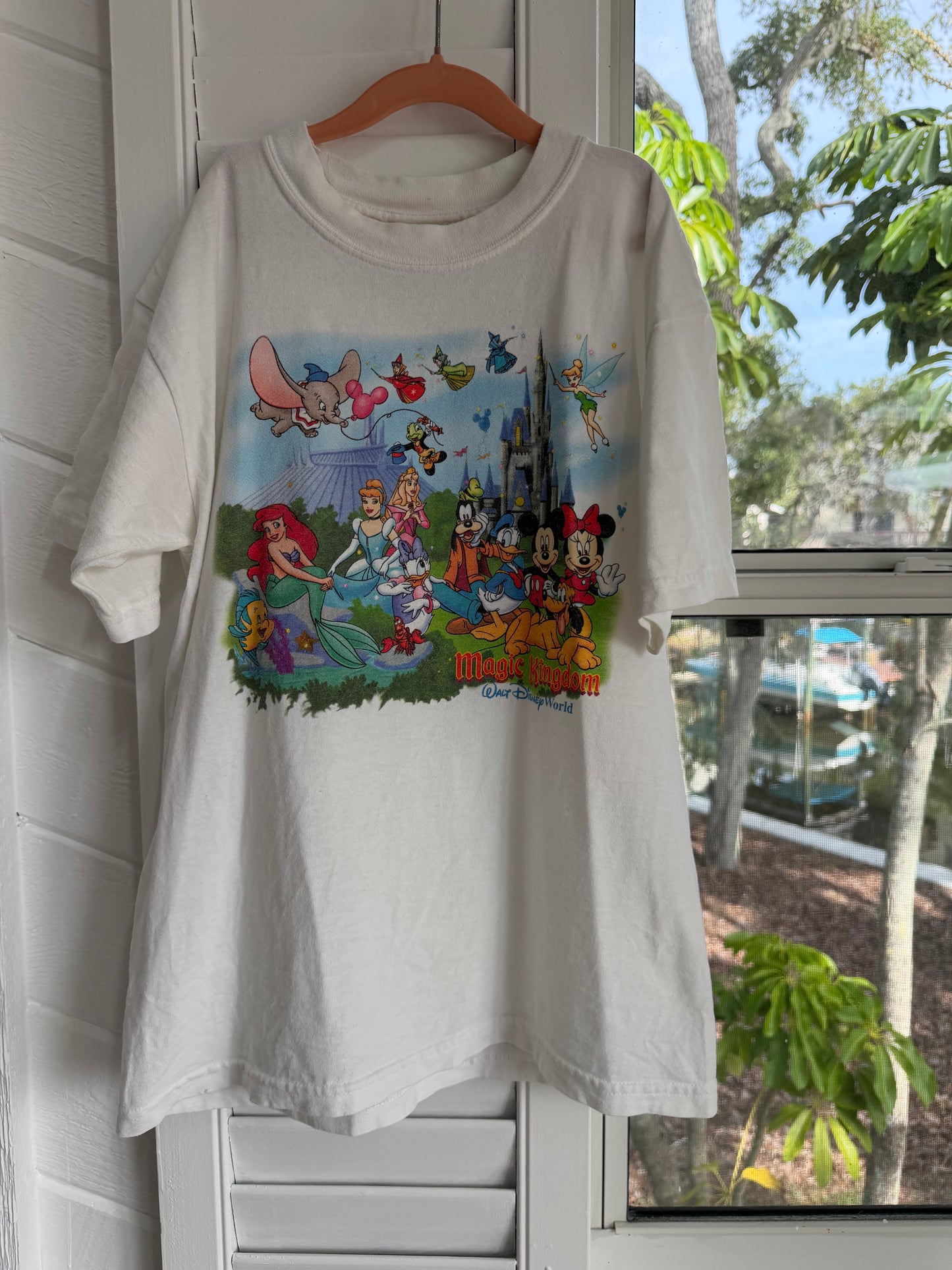 magic kingdom double sided tee youth L