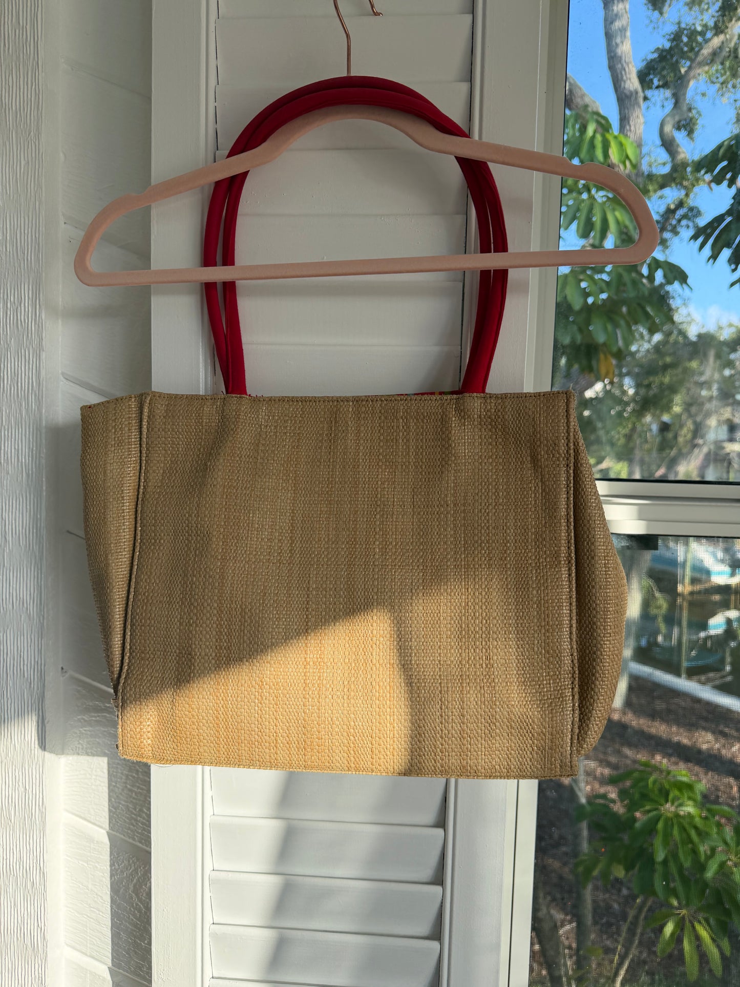 postcard pooh beach tote 🧺