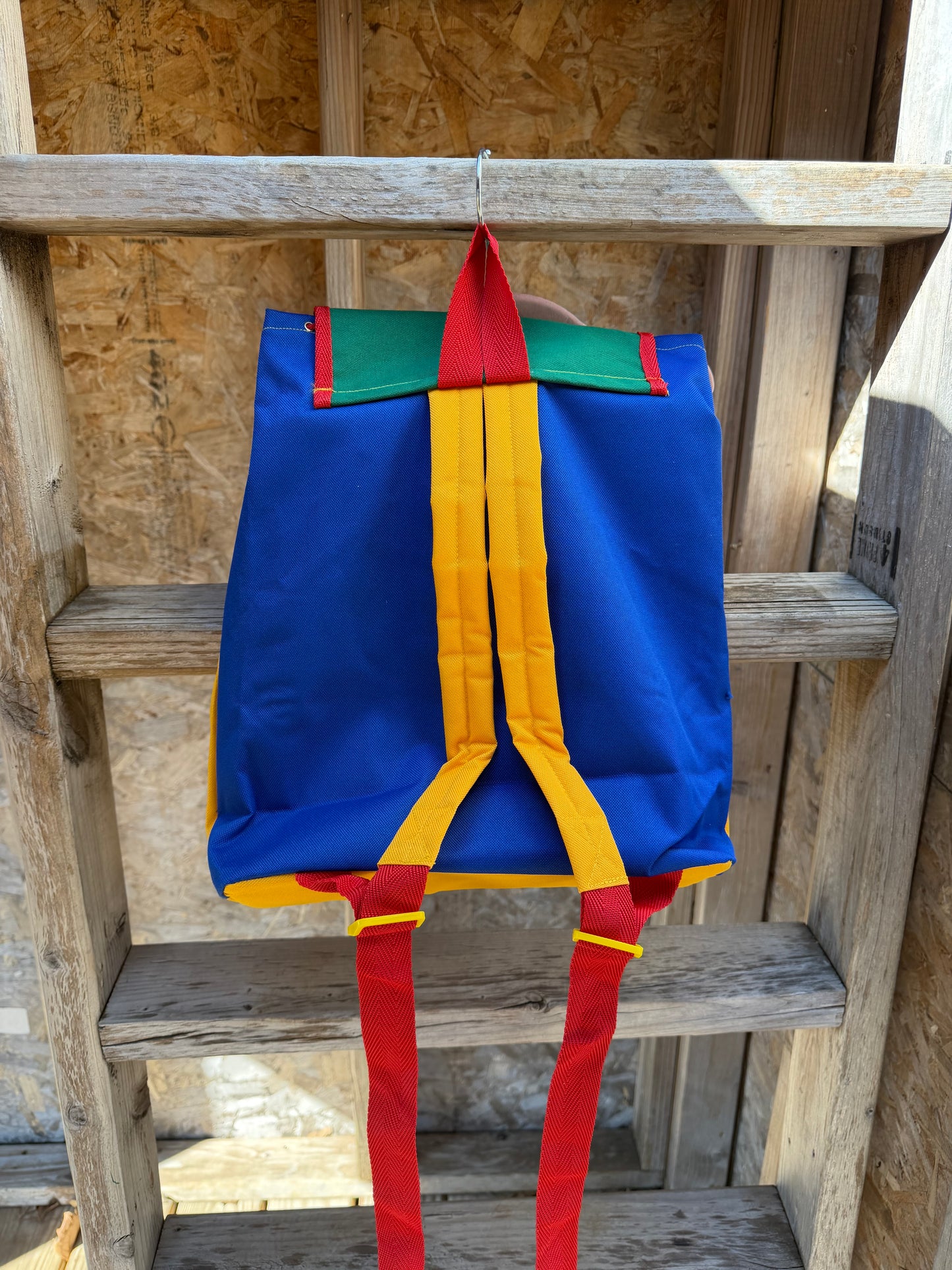 1996 colorblock teletubbies backpack