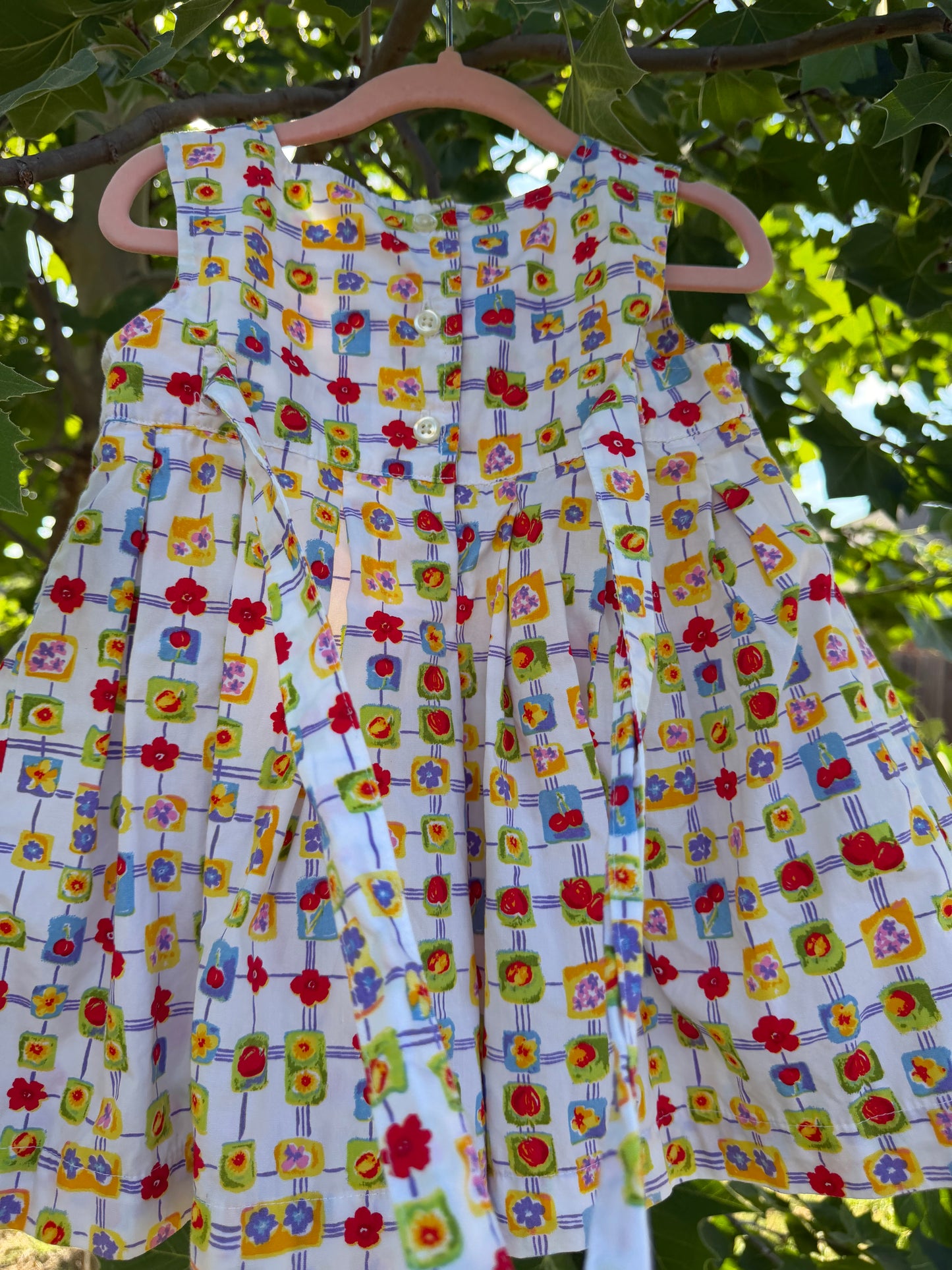 snow white AOP dress 🍎 2T