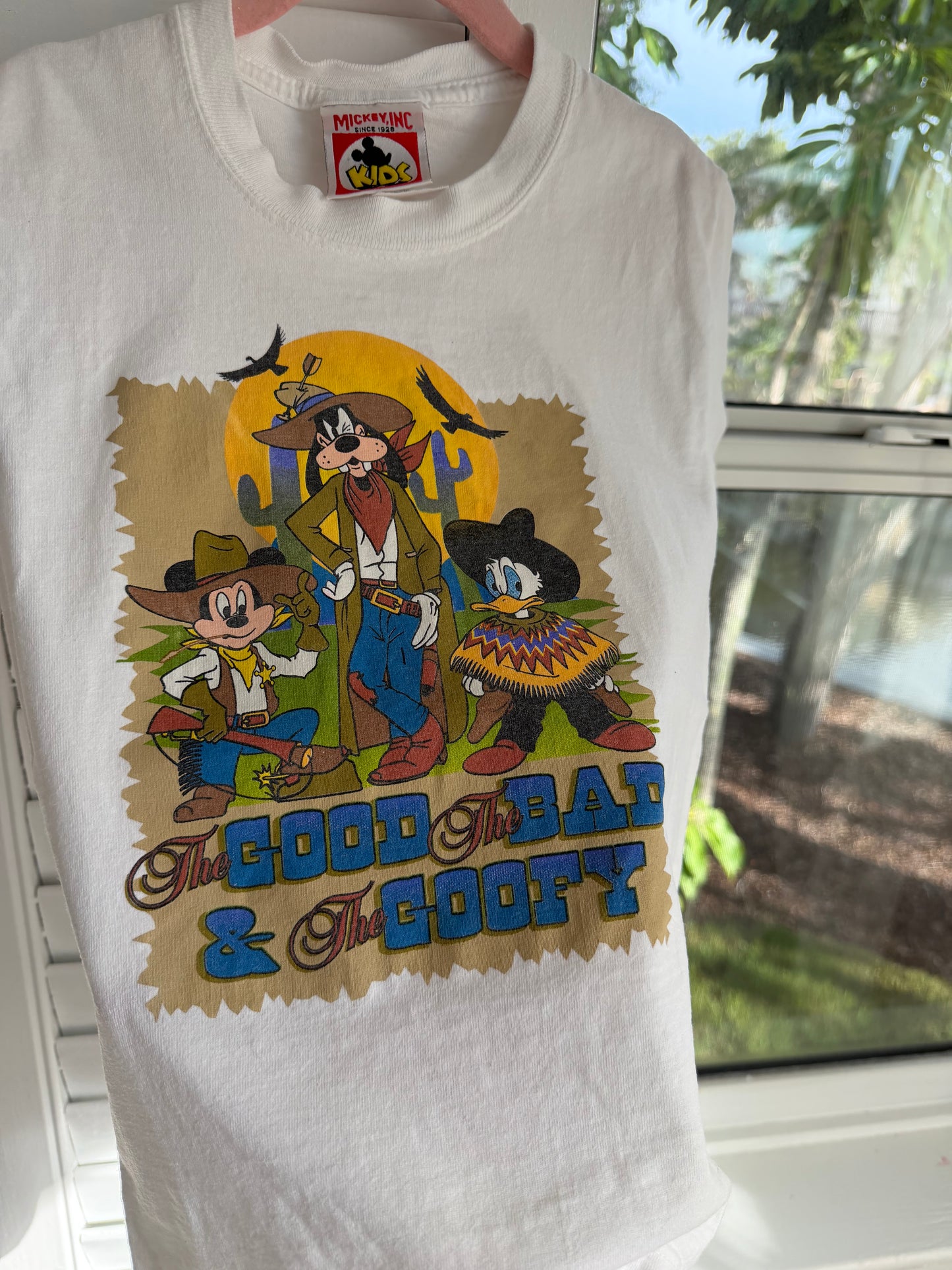 the good, the bad and the goofy tee S (4-6)