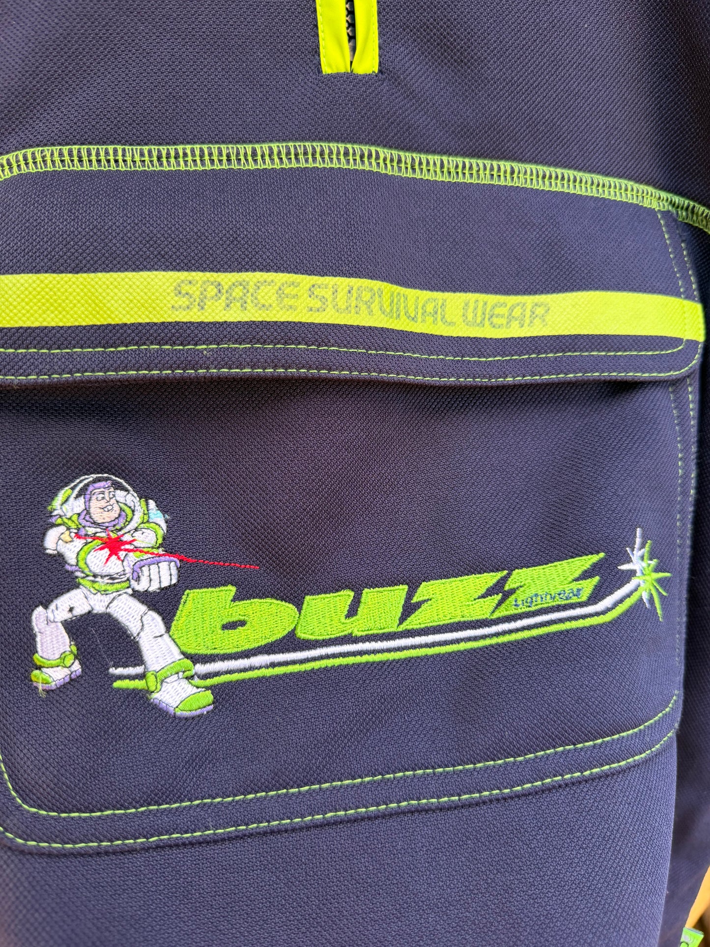 buzz zip up sweatshirt 9-10