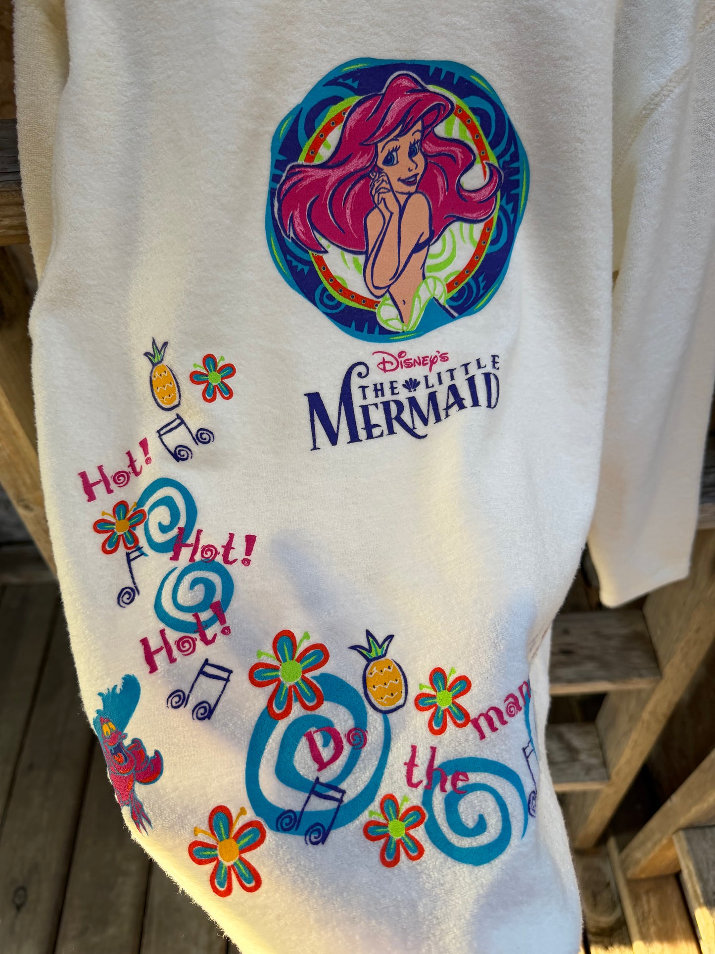 little mermaid sweatshirt 8-9