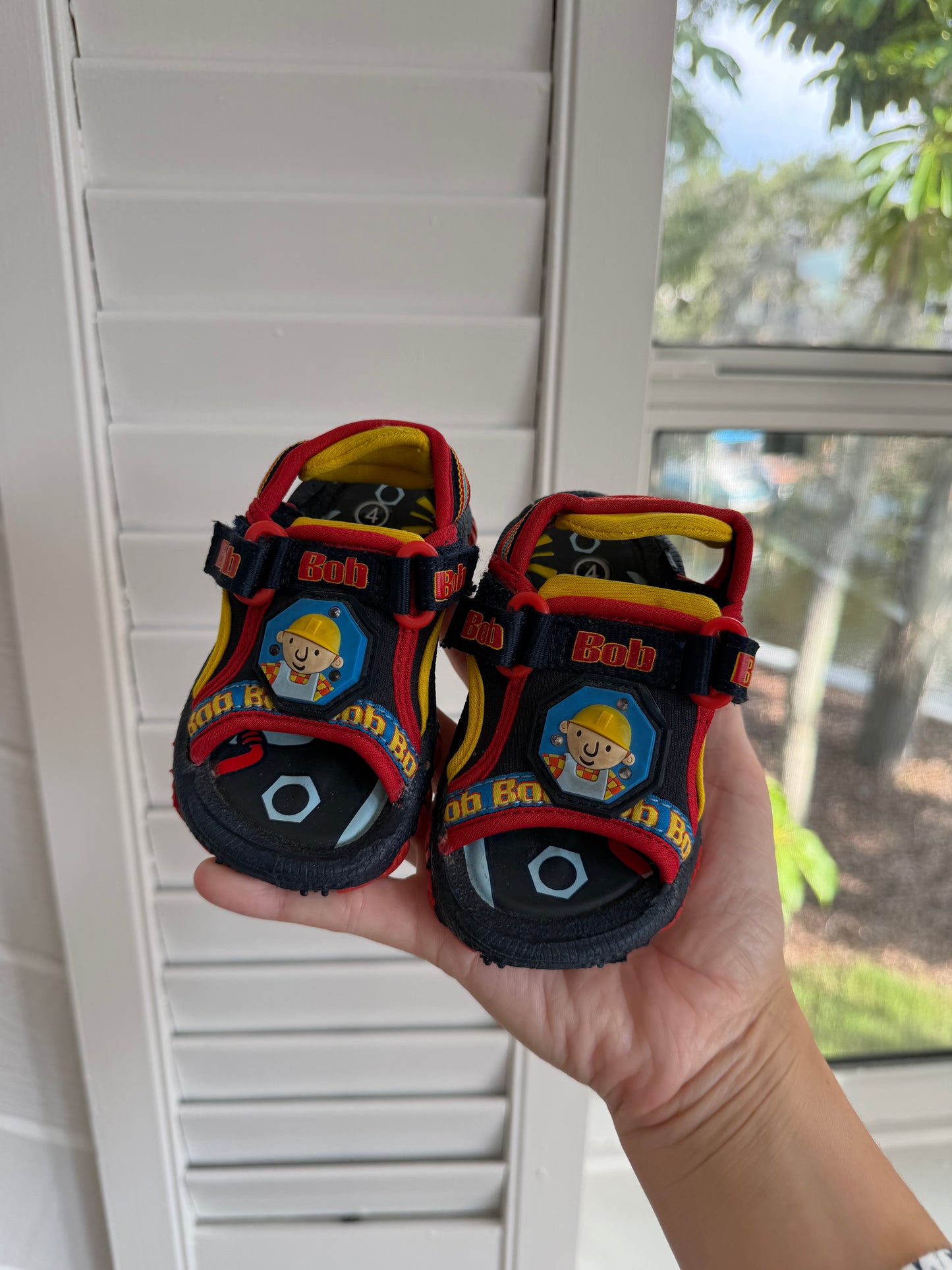 bob the builder sandals 5c