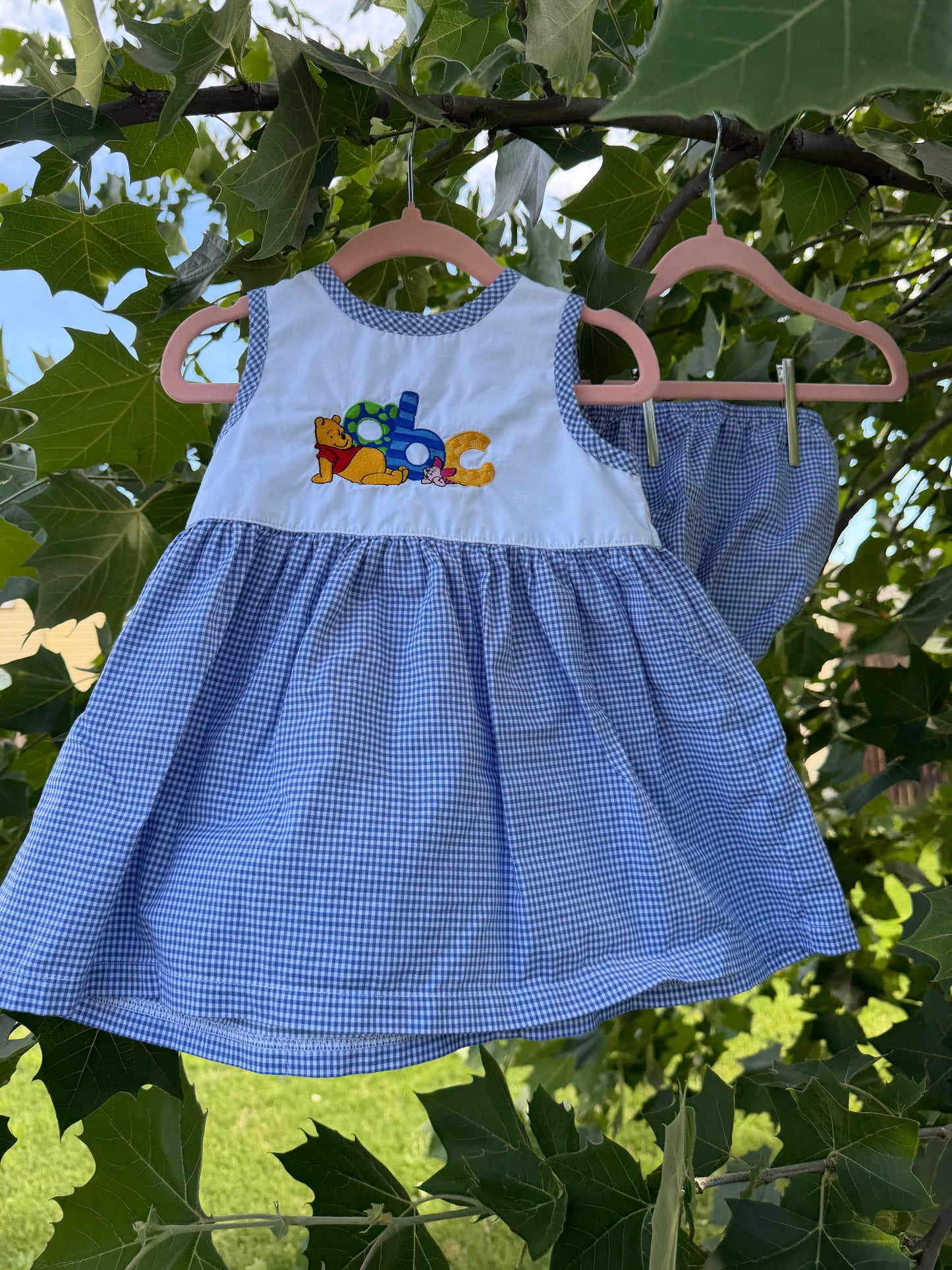 pooh ABC dress/bloomers set 9-12m