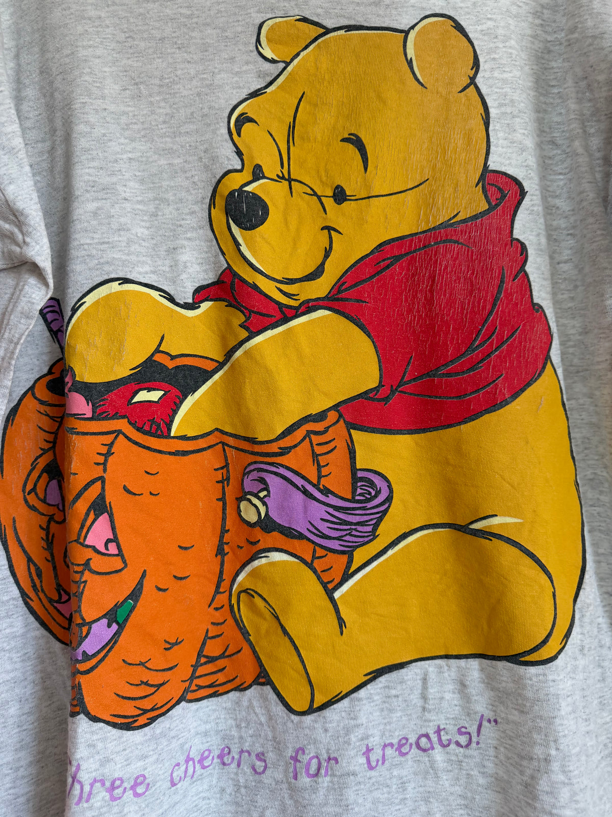 pooh “three cheers for treats!” tee L