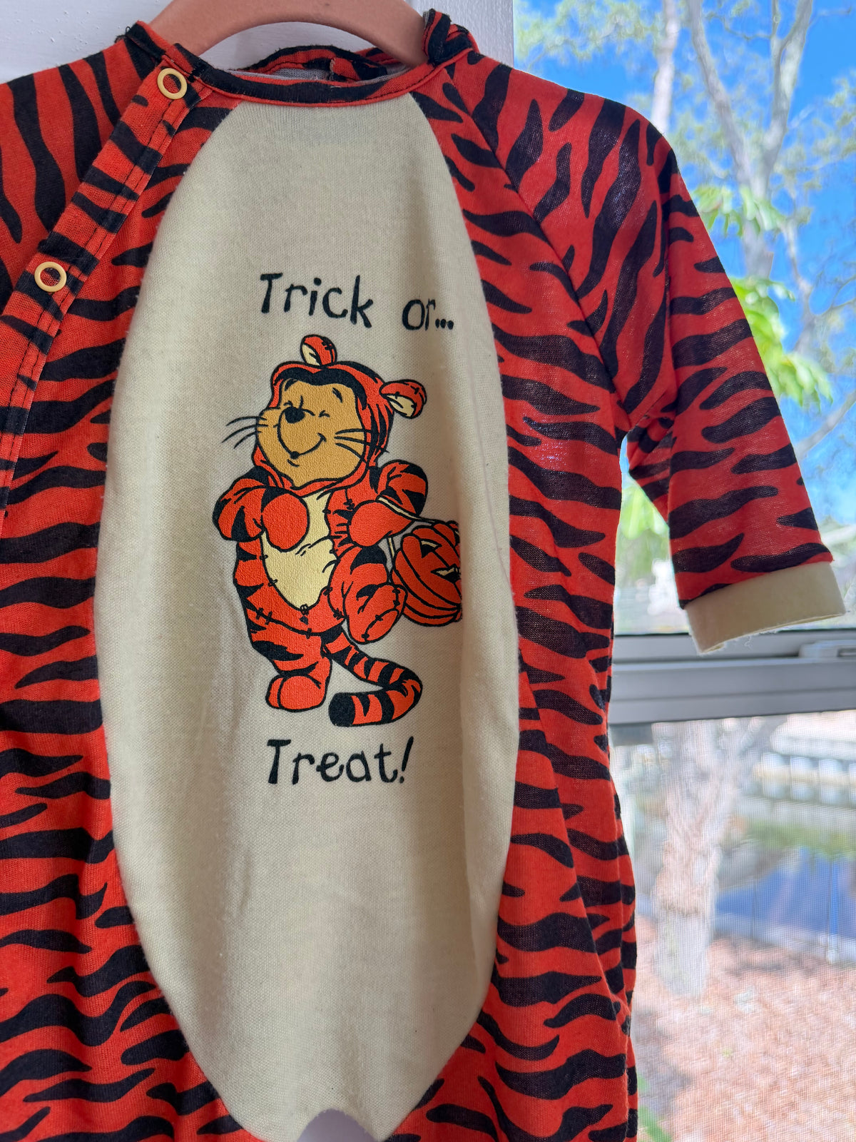 pooh “trick or treat” romper 6m