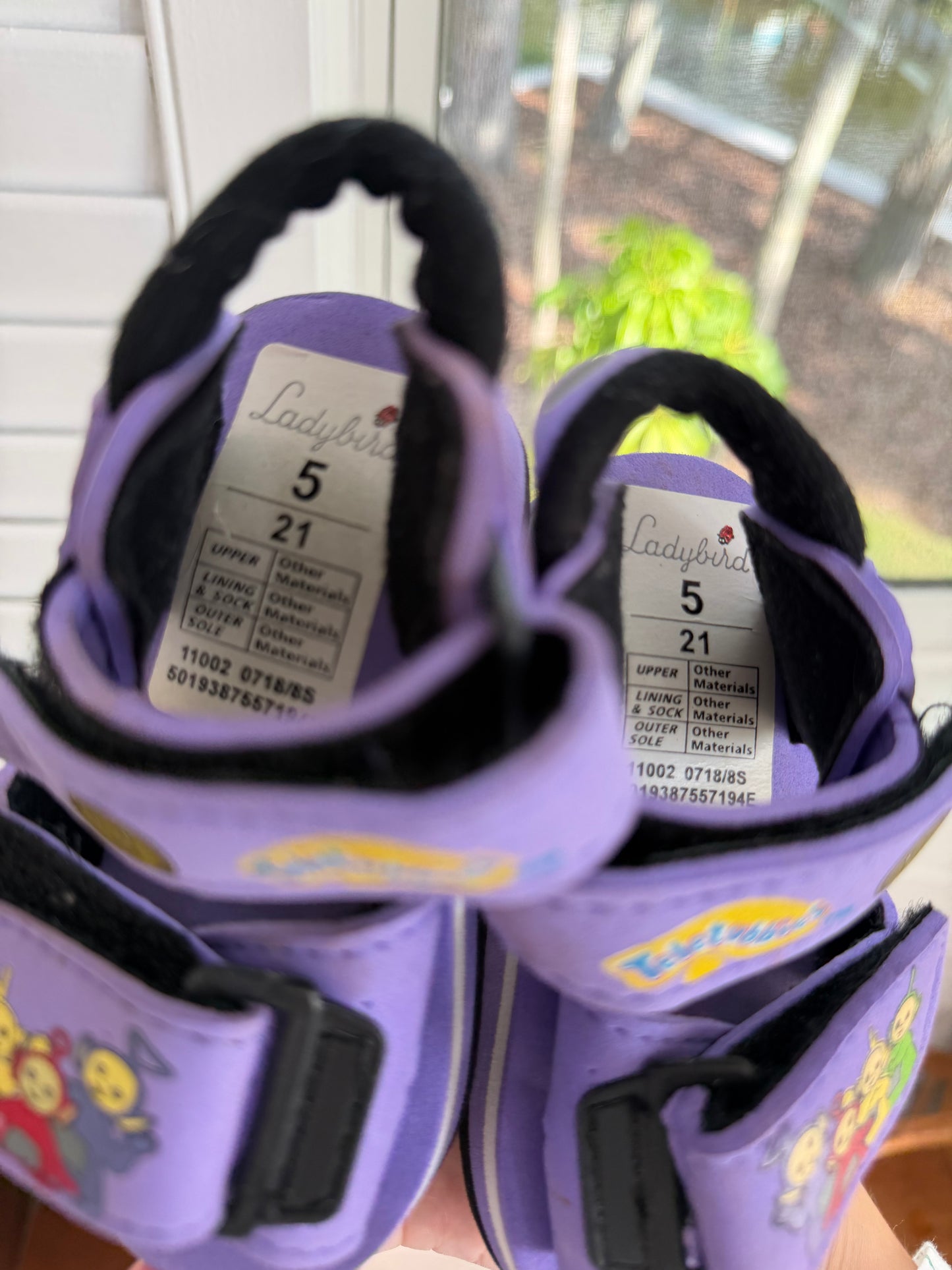teletubbies sandals 6c