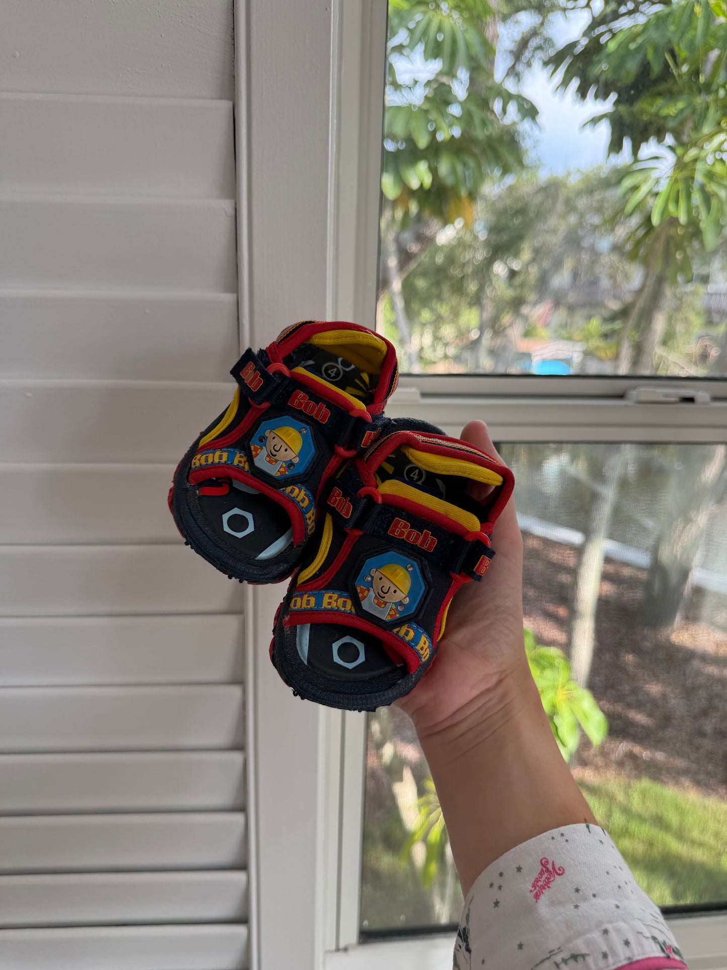 bob the builder sandals 5c