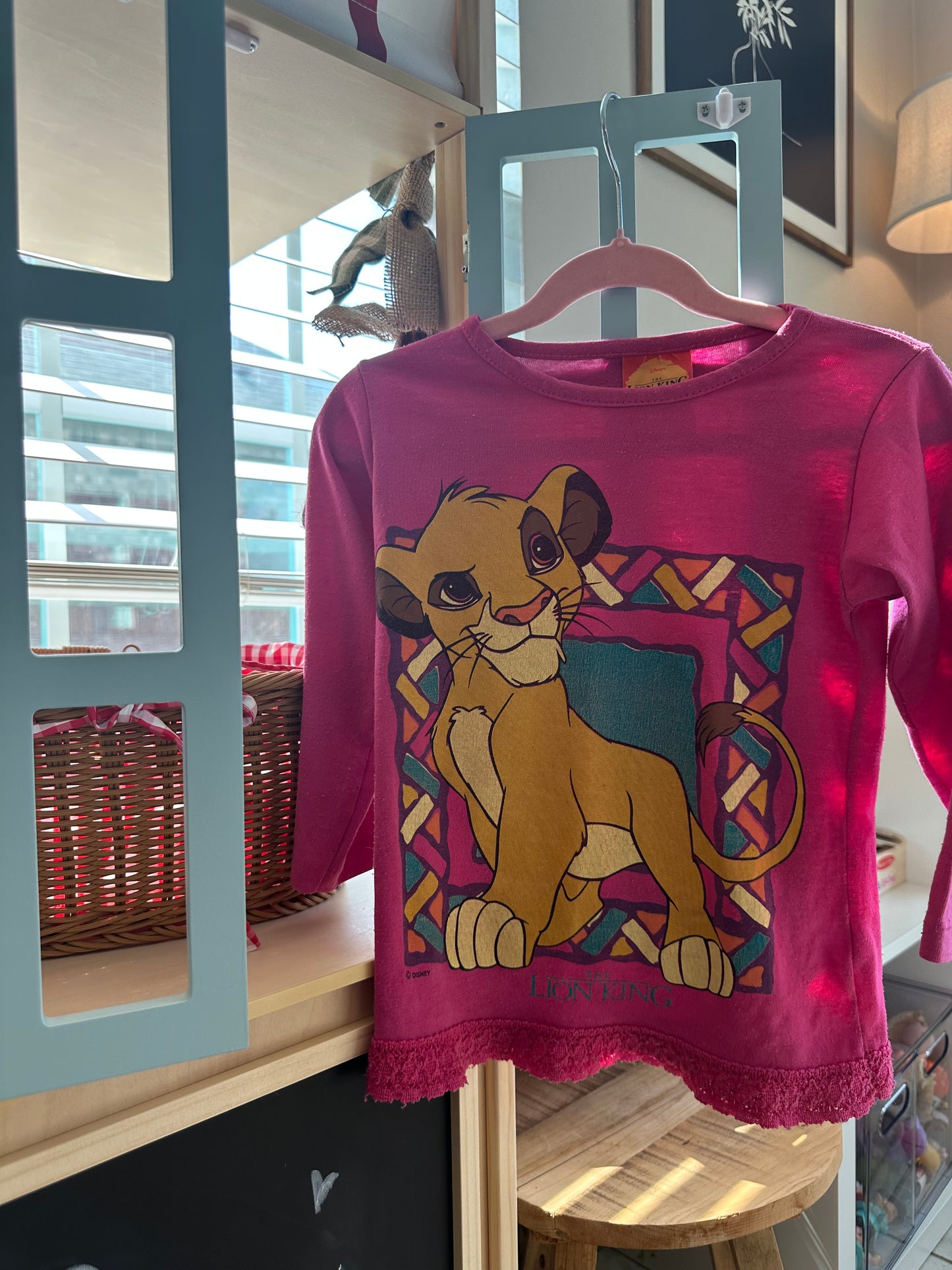 vtg lion king long sleeve t shirt size 4