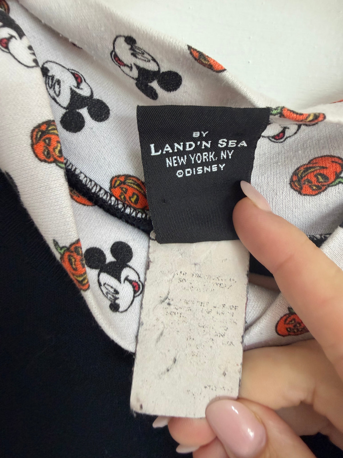mickey & minnie trick or treat sweatshirt XL