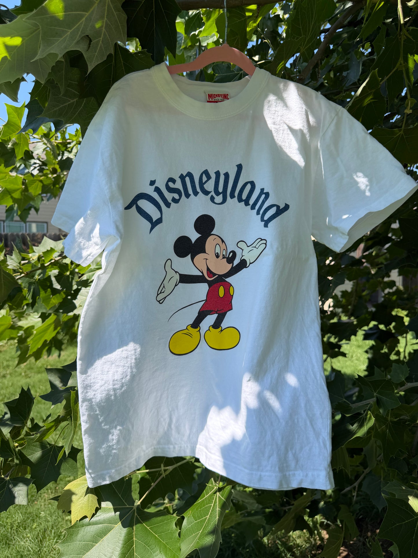 disneyland tee adult S
