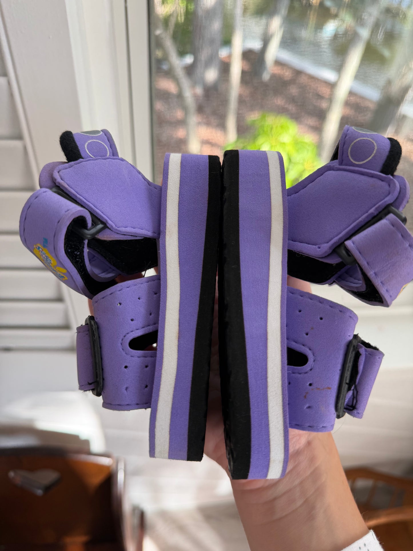 teletubbies sandals 6c
