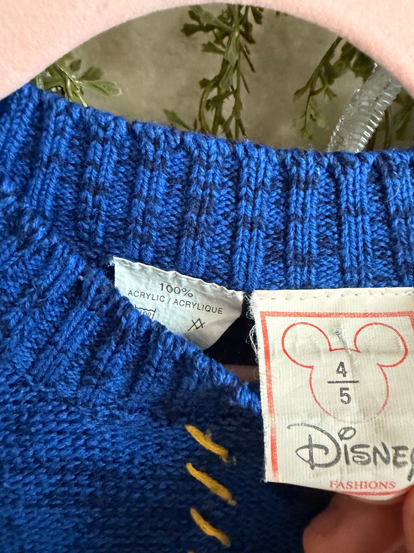disneyland paris first trip sweater 4/5