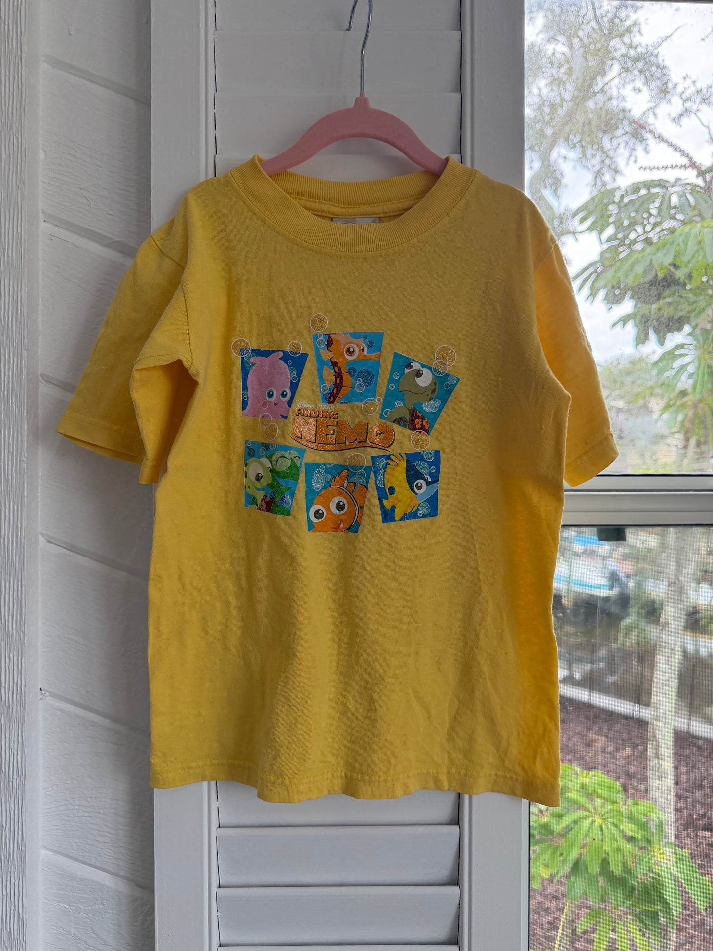 finding nemo tee XS