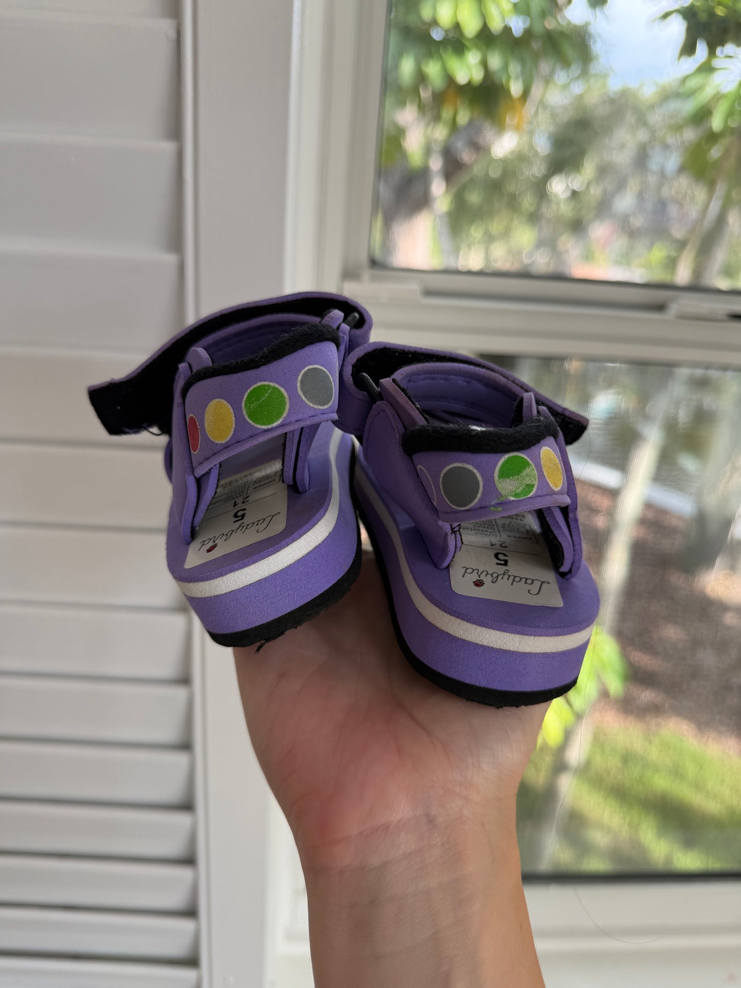 teletubbies sandals 6c