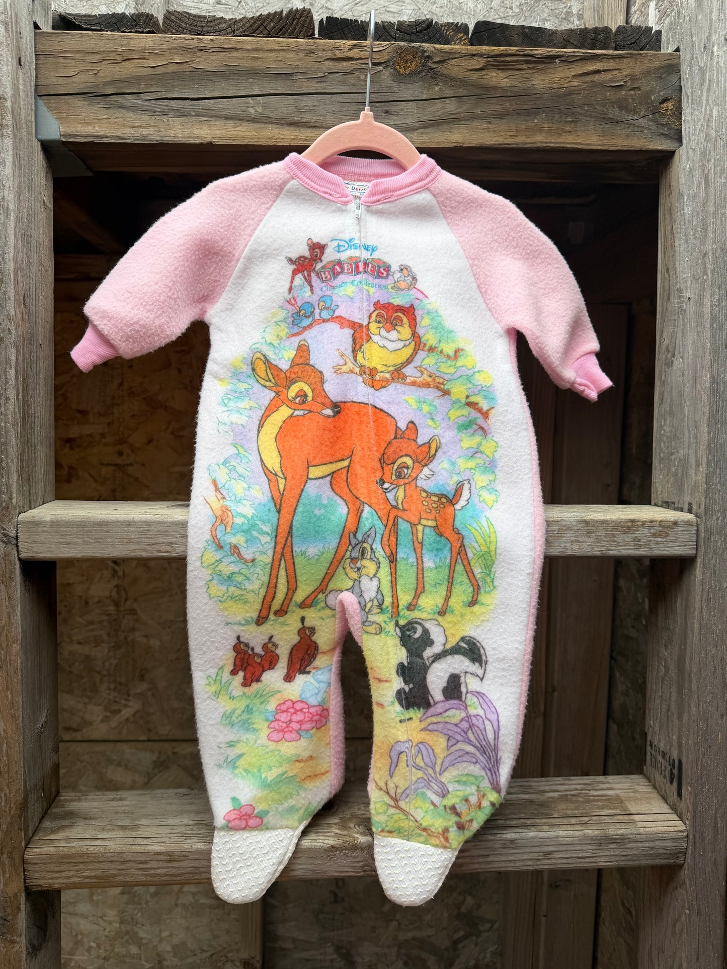 vtg AOP bambi footed sleepsuit 6-12m