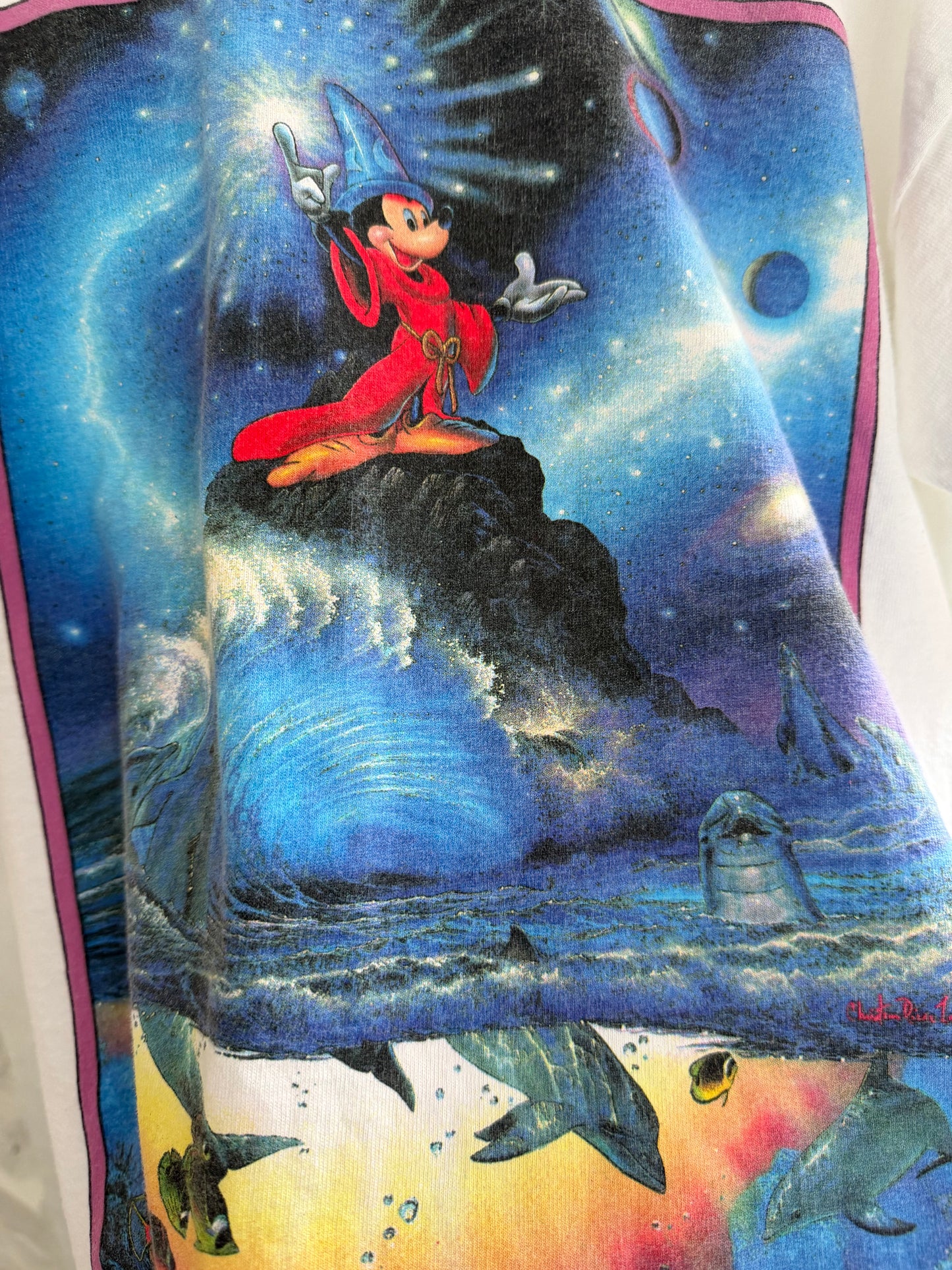lassen “sorcerer of the seas” tee youth L