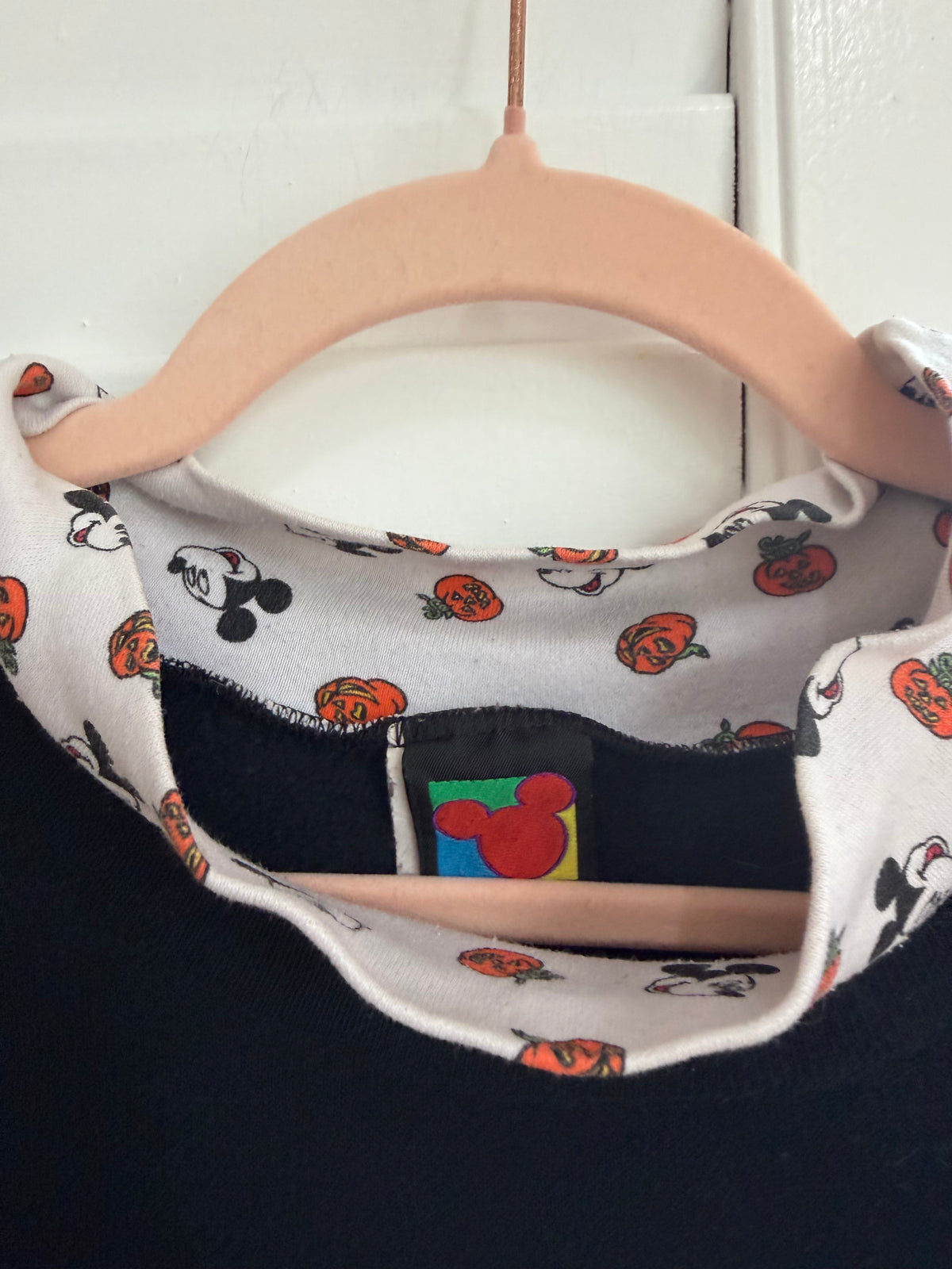 mickey & minnie trick or treat sweatshirt XL
