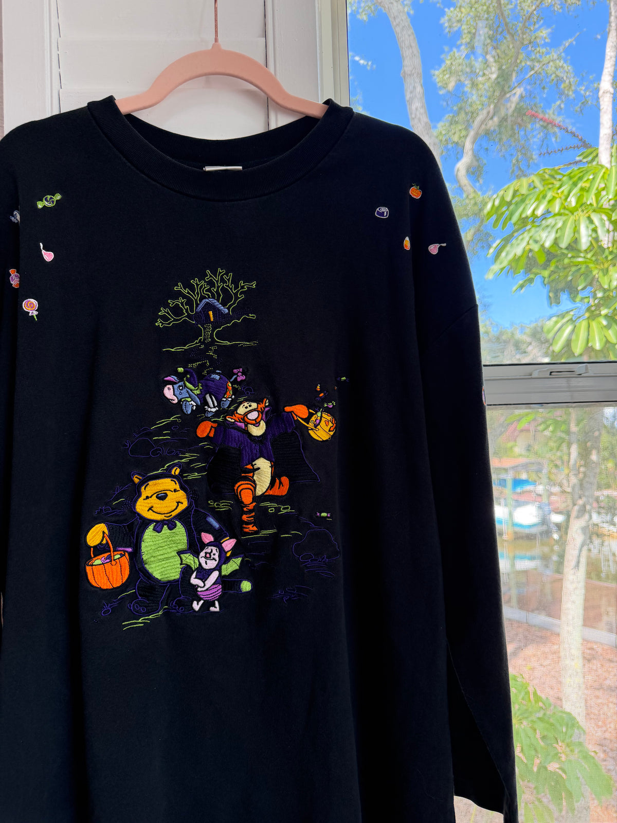 disney catalog pooh sweatshirt XL