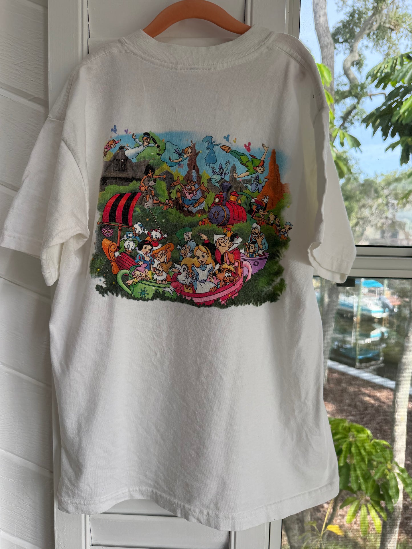 magic kingdom double sided tee youth L